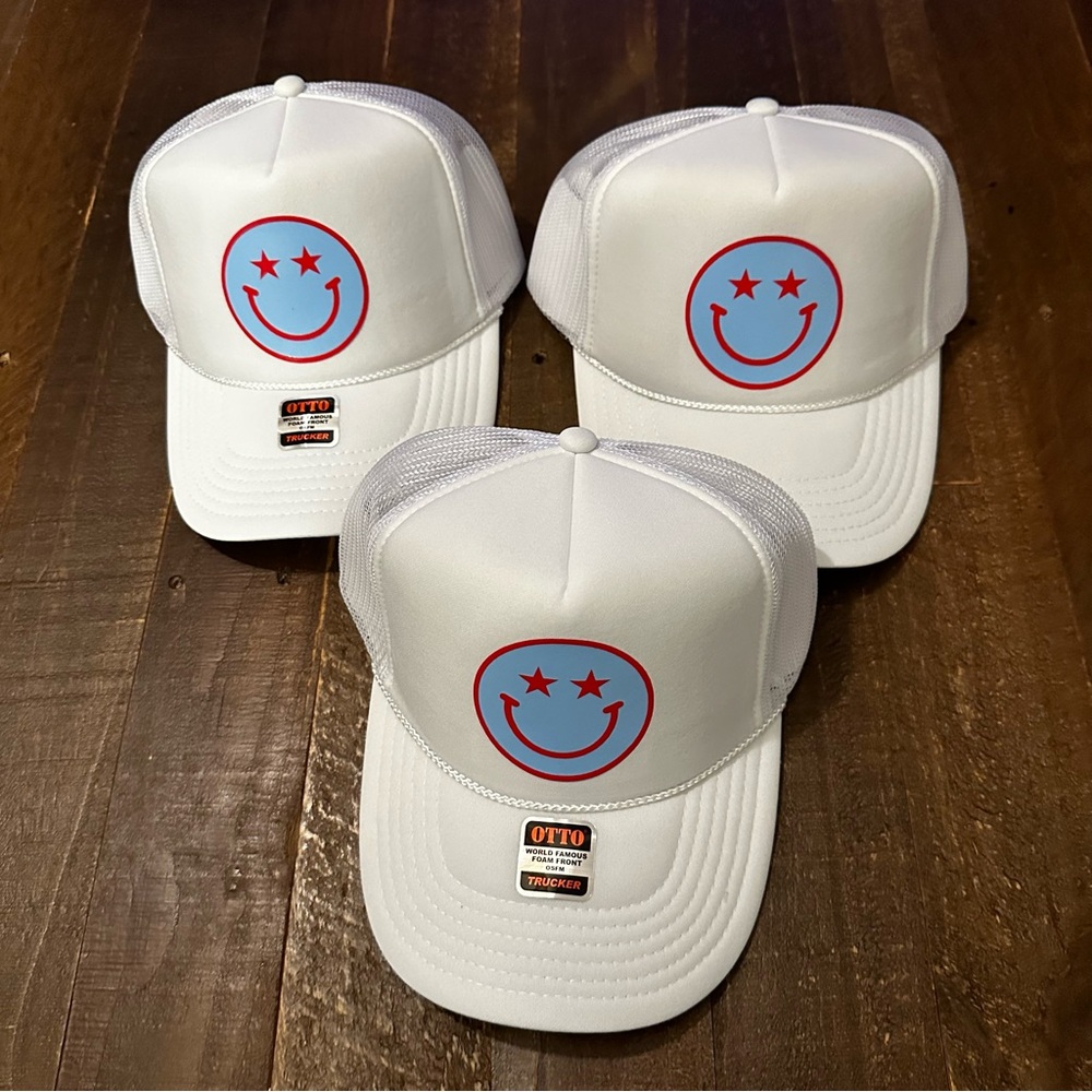 Smiley Trucker Hat - Picture 4 of 4